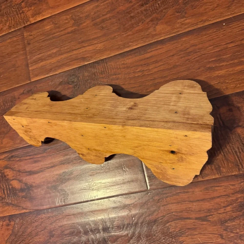 Vintage Mid Century Modern MCM Wood Corner‎ Shelf 17in Brown Scroll Cut 3 Tier